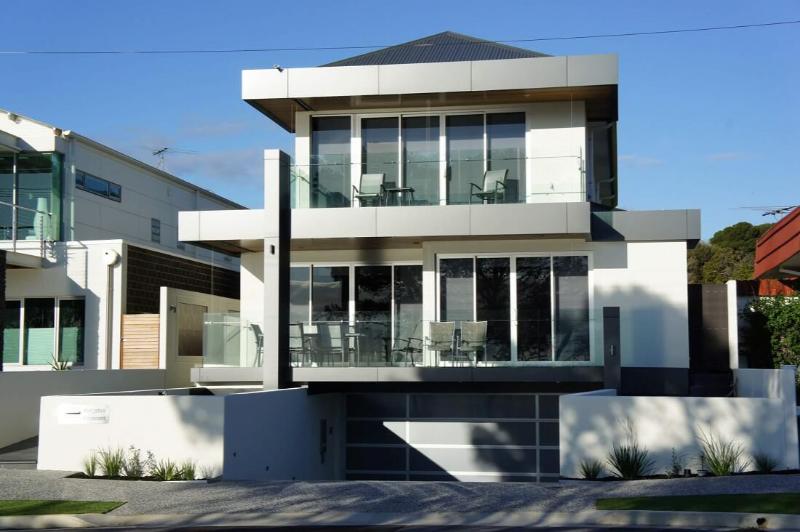 Những mẫu nhà có tầng hầm chìm đẹp và tối ưu công năng sử dụng