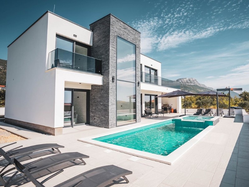 Làm nhà đẹp cần chú ý đến yếu tố phong thủy