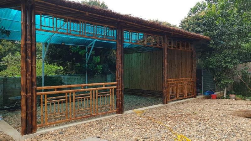 Mẫu nhà lá đẹp làm quán ăn