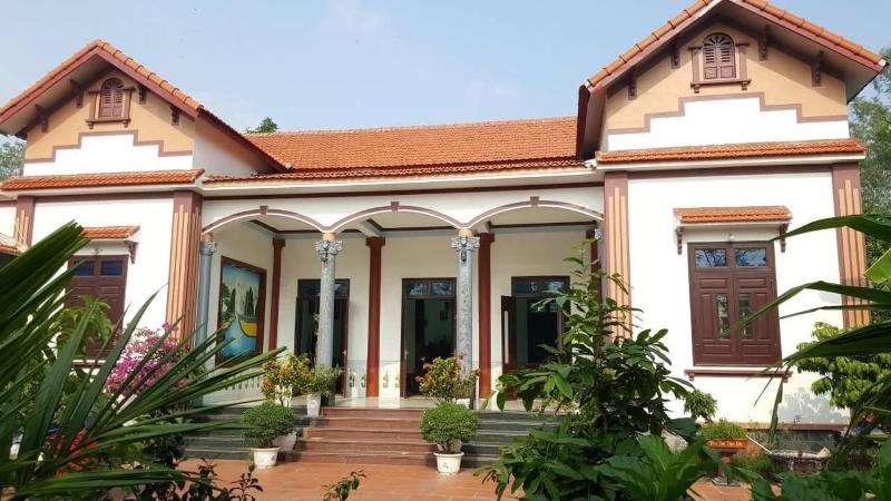 Mẫu nhà ba gian hình chữ U có diện tích rộng rãi