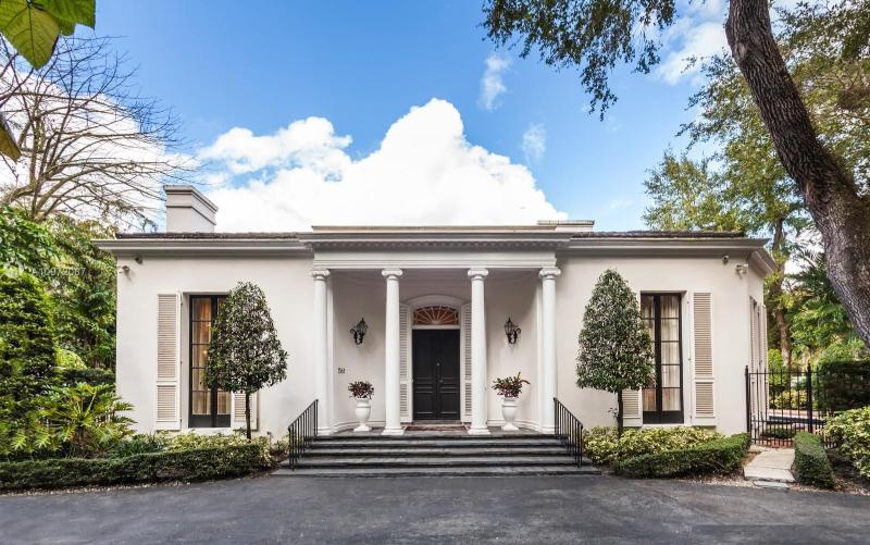 Mẫu thiết kế nhà ngang 10m sâu 8m theo phong cách hiện đại