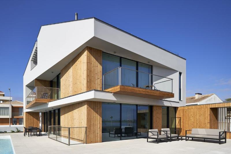 Nhà vườn 10x20m 2 mặt tiền có giá trị cao