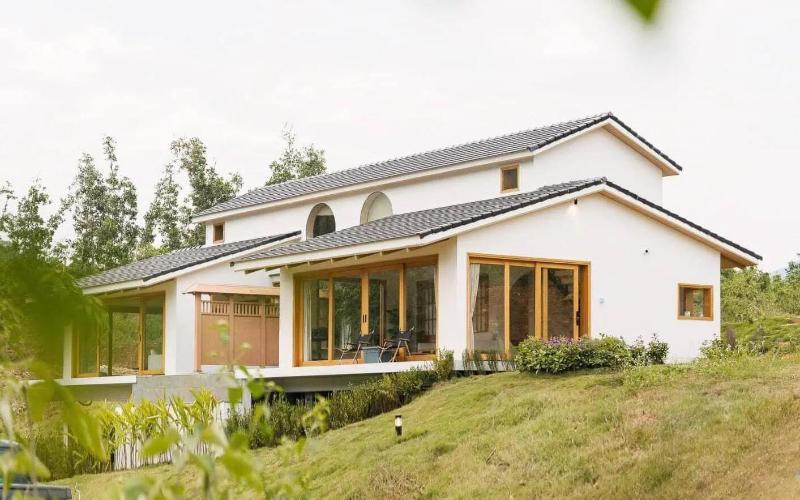 Mẫu thiết kế nhà vuông 1 tầng mái lệch diện tích 10x10 độc đáo