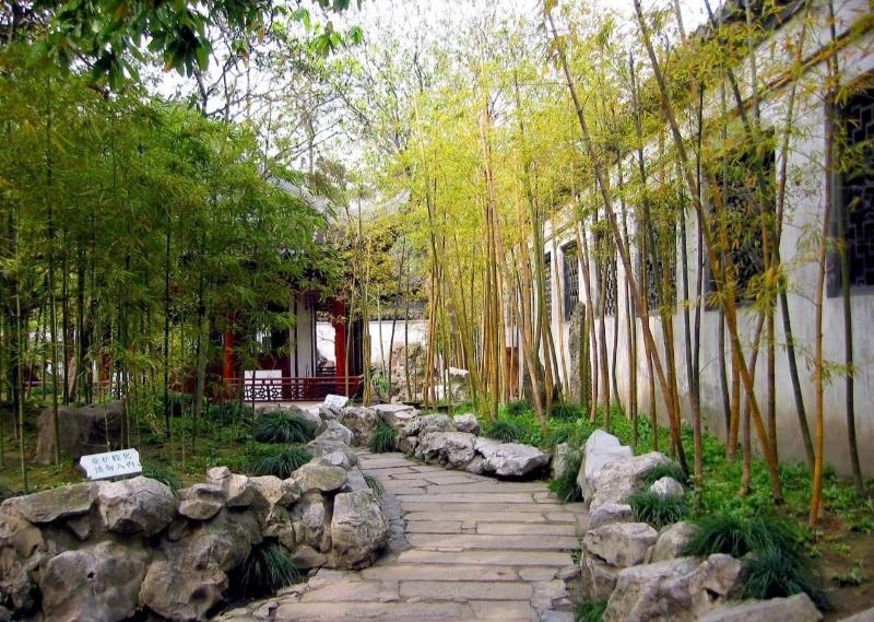 Mẫu thiết kế sân vườn phong cách Trung Quốc đậm chất truyền thống, sang trọng