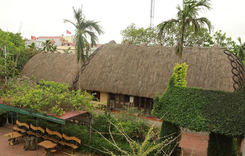 Mẫu thiết kế sân vườn đơn giản mà đẹp của làng quê Việt Nam