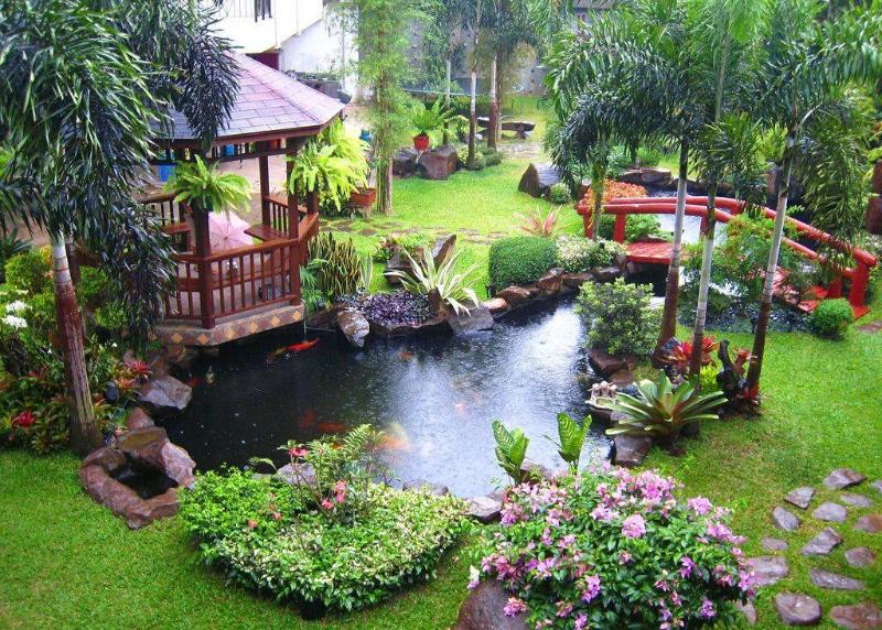 Tạo bố cục sân vườn đối xứng với nhau