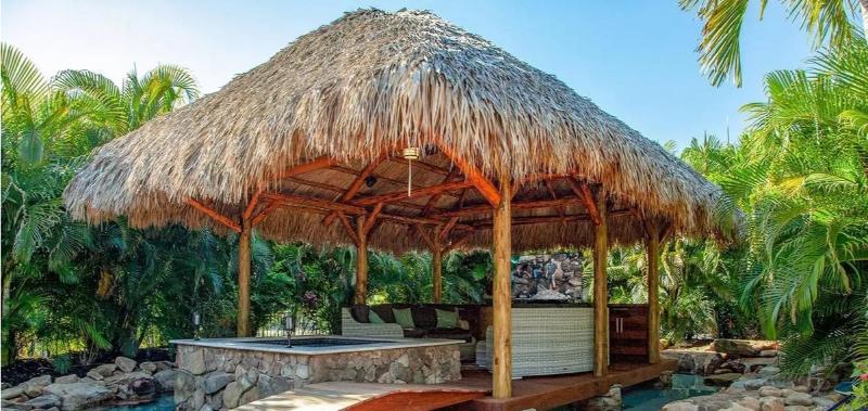 Mẫu nhà lá sân vườn miền Tây thoáng đãng