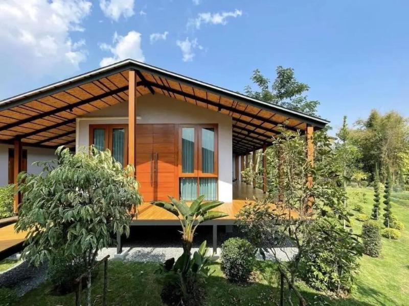 Mẫu sân vườn nhỏ trước nhà cấp 4 xu hướng mở phù hợp với quỹ đất rộng